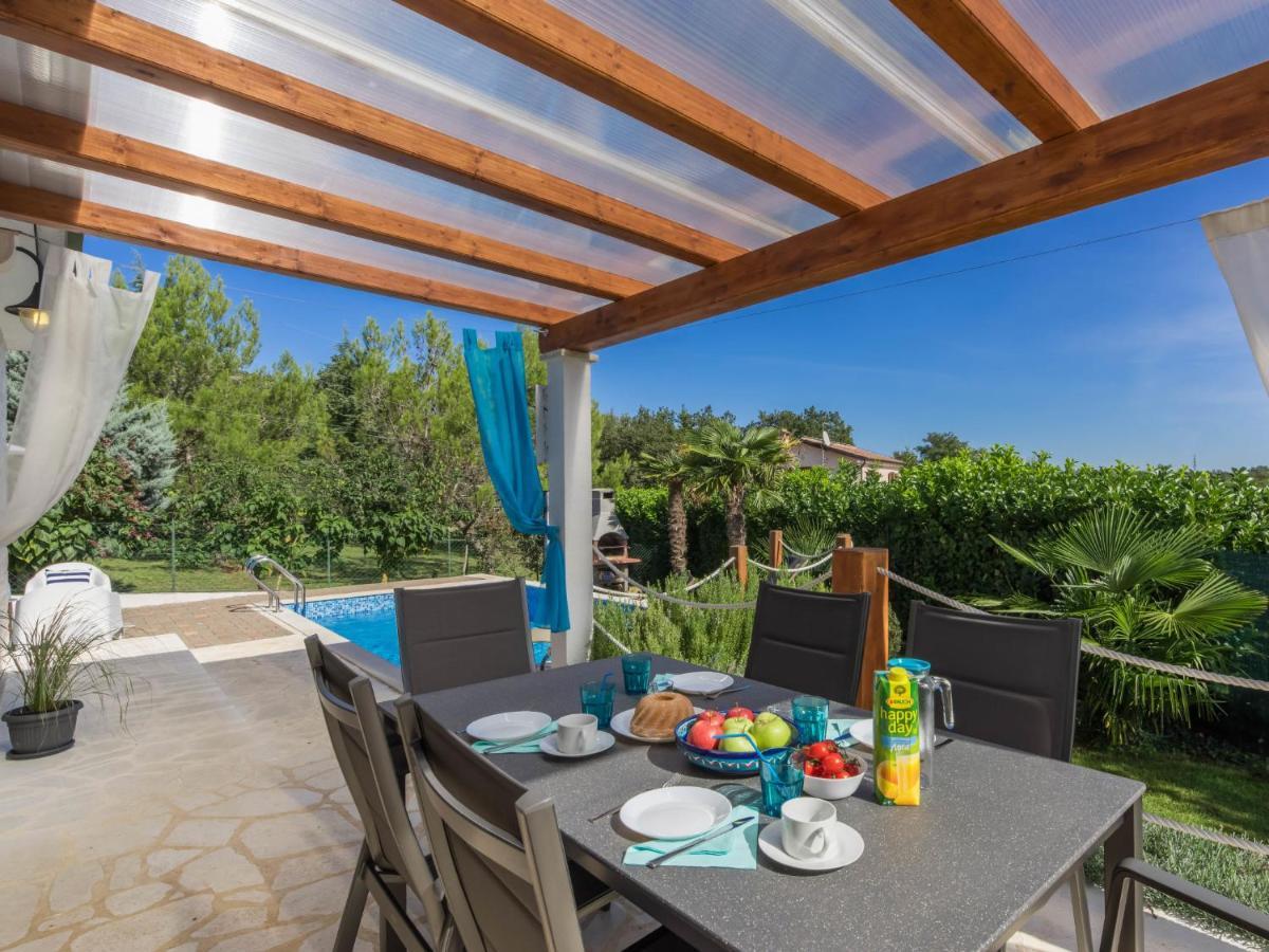 Holiday Home Villa Joy By Interhome Новиград Екстериор снимка