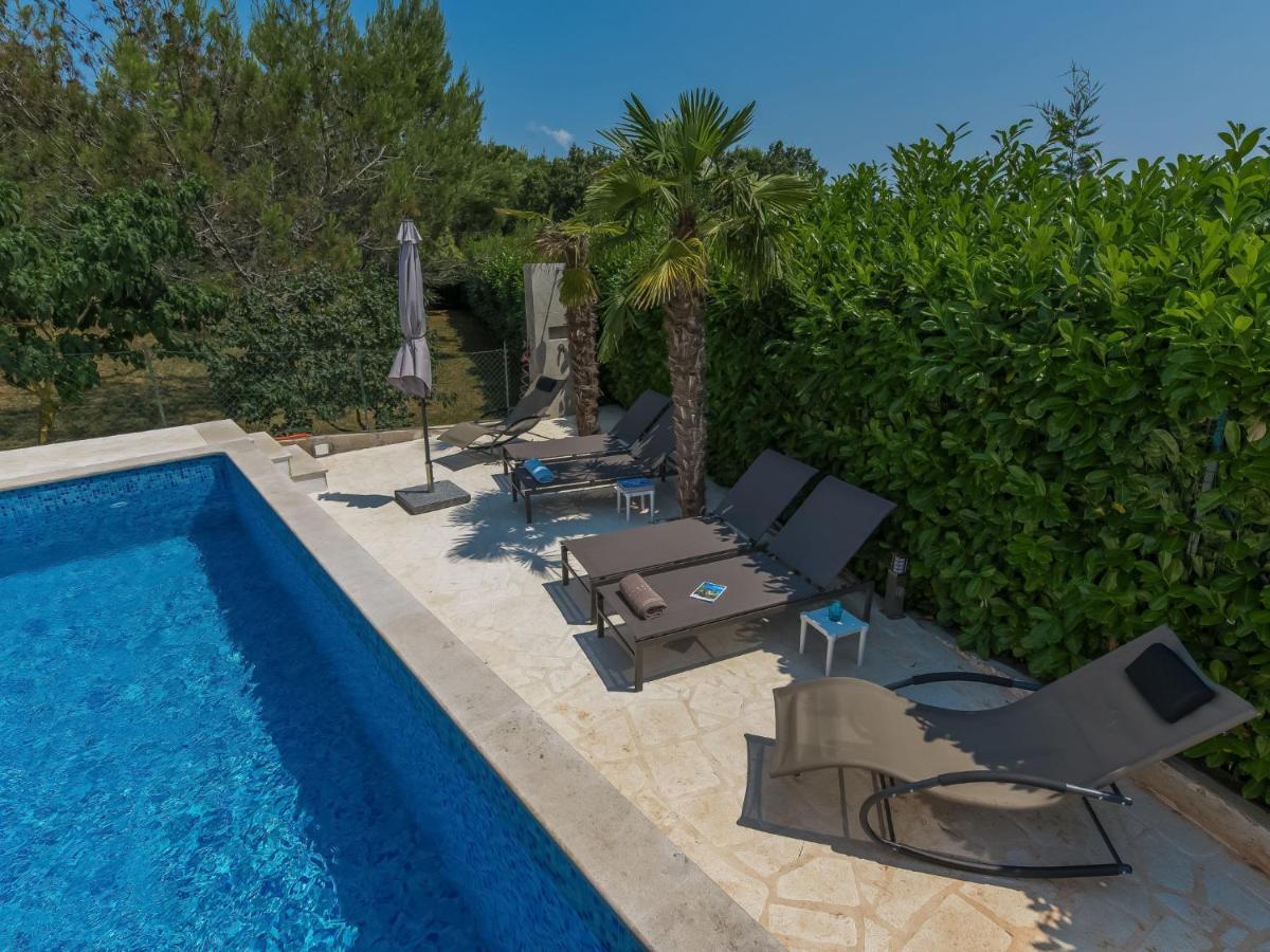 Holiday Home Villa Joy By Interhome Новиград Екстериор снимка
